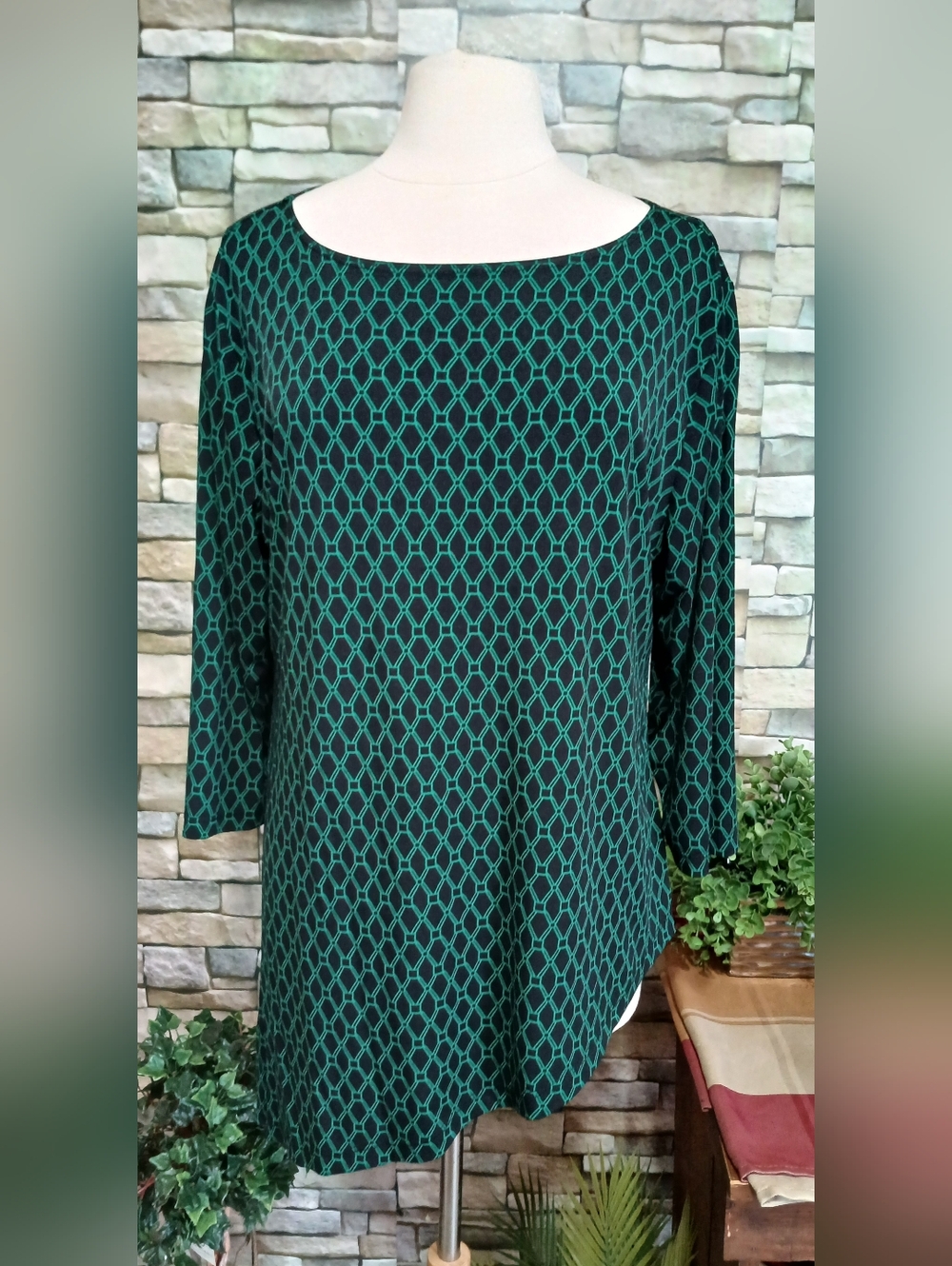 Chicos Travelers Collection Blouse Womens 3 Green Black Trellis Print Asymmetric